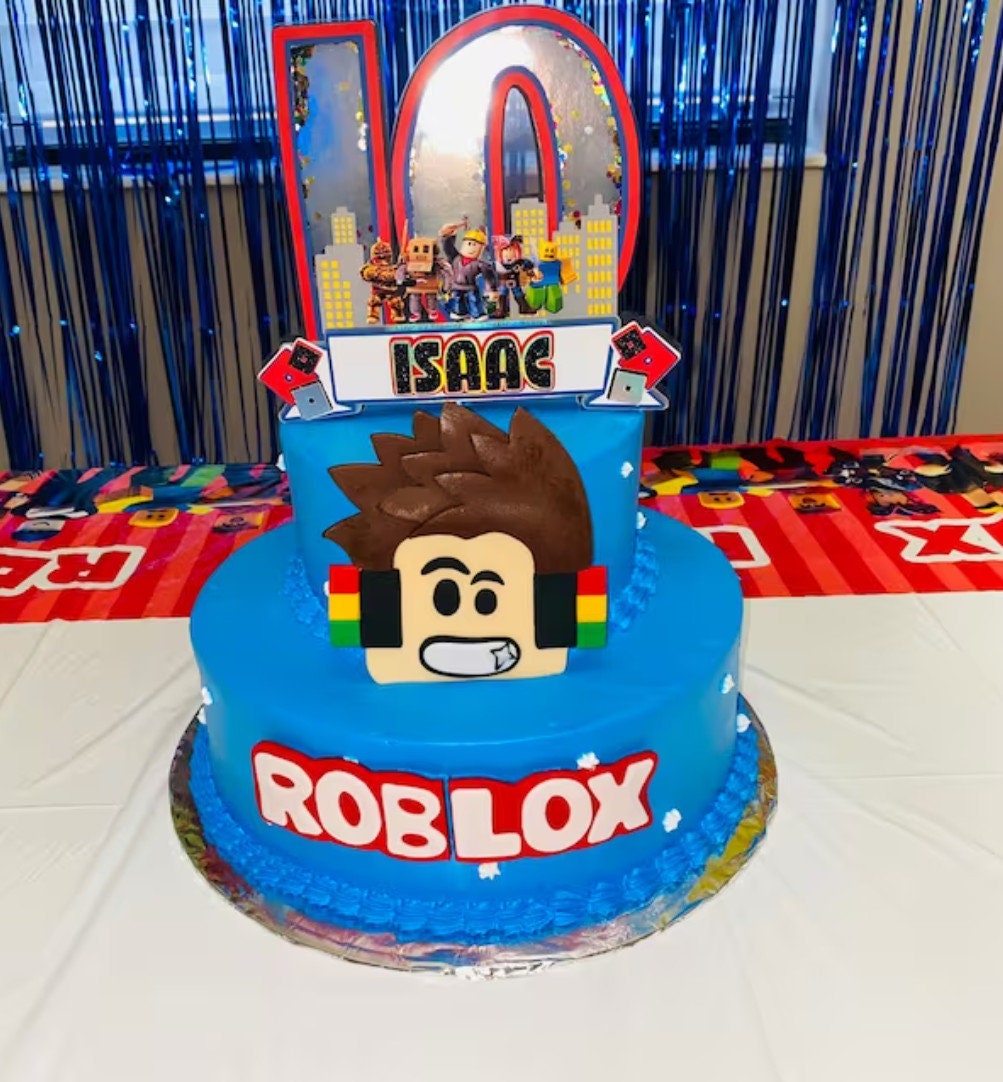 Robox, Game inspired edible cake topper, cake decoration, boy birthday, gamer, fondant topper